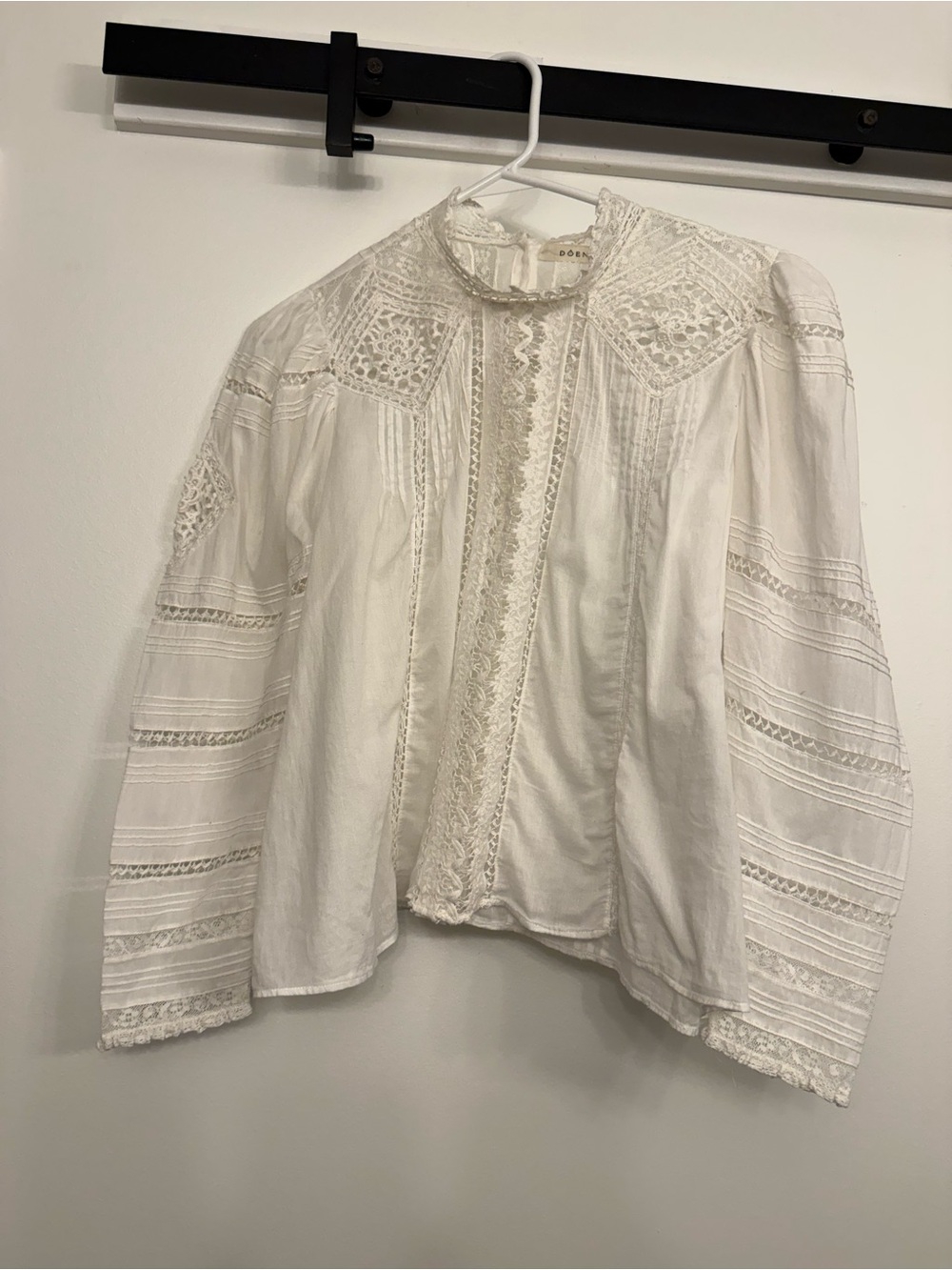 DOEN White Lace-Trim Long Sleeve Blouse 100% Organic Cotton